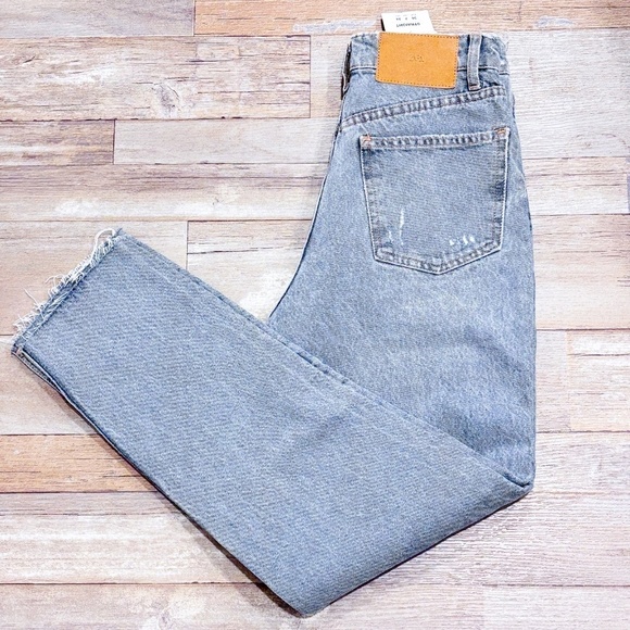 ZARA Light blue high-rise jeans - Picture 1 of 10